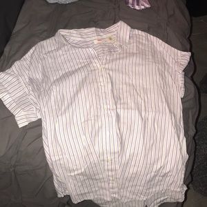 Levi's button up tee